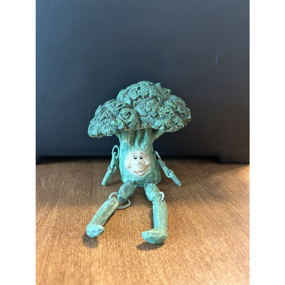 Anthropomorphic Vintage Shelf Sitter Broccoli Resin figurine statue